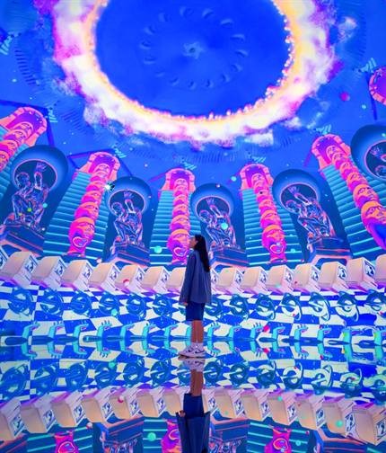 Omnipop 360 bubble world at House of Hype